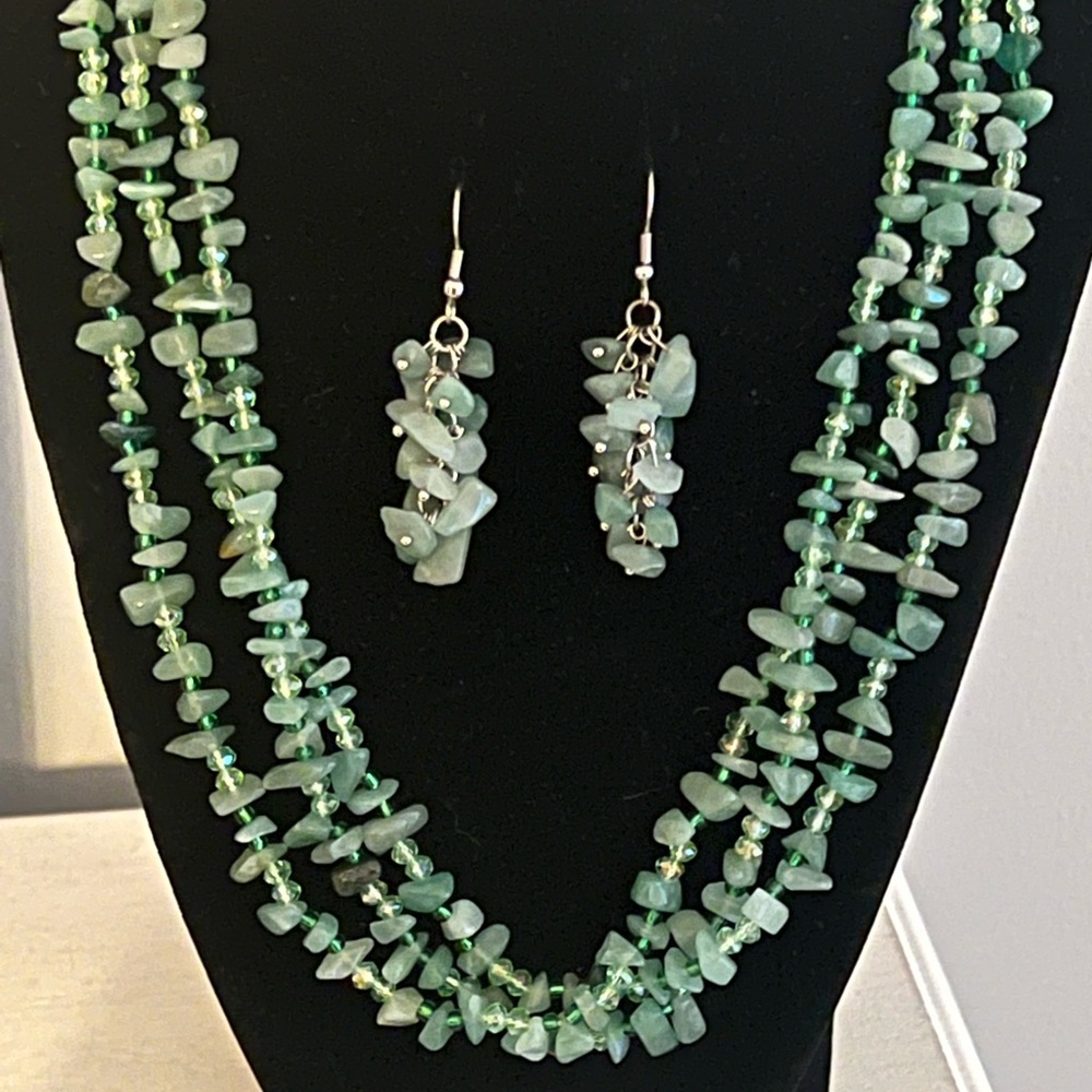 Handmade Light Green Aventurine necklace set